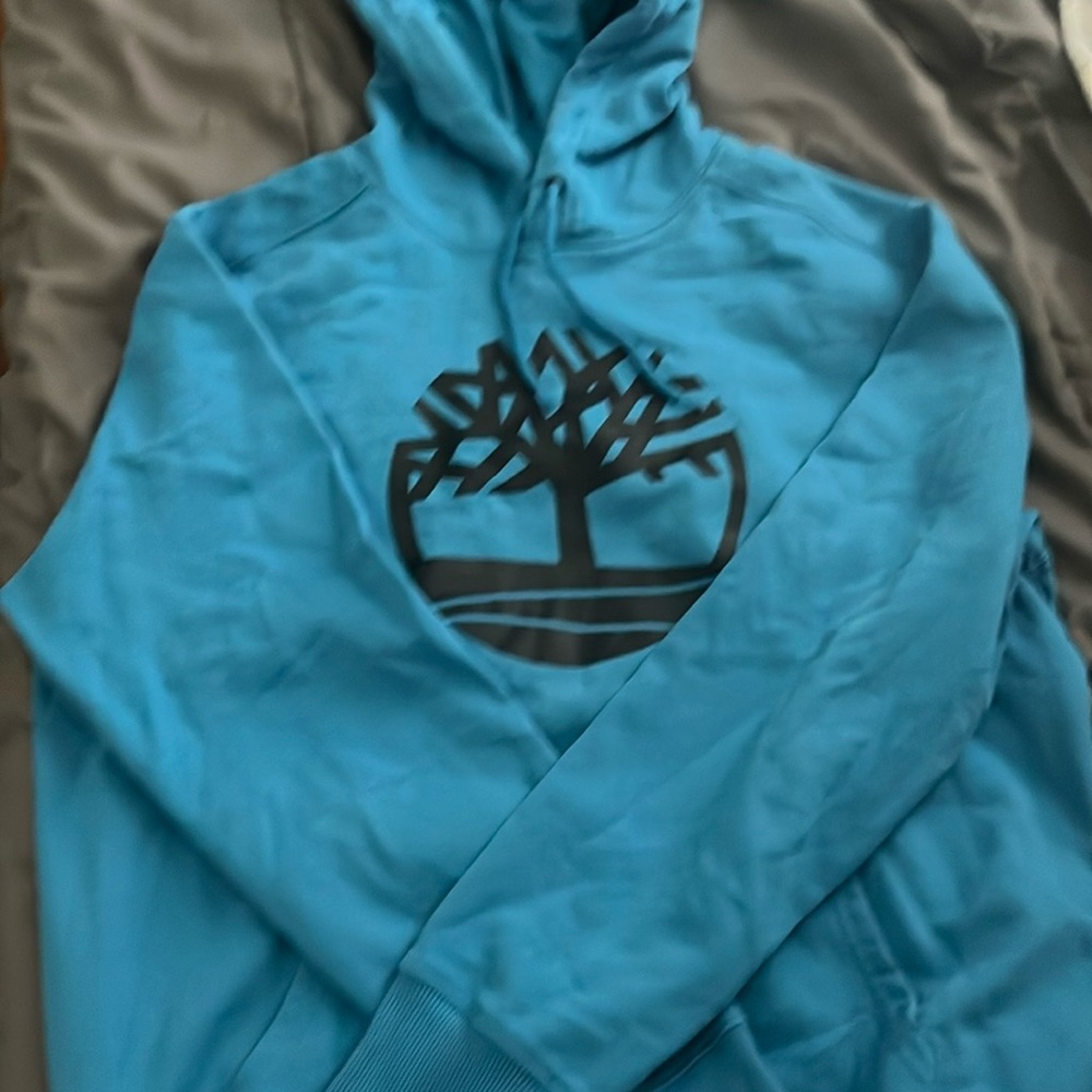 nwot timberland vibrant blue men’s hoodie